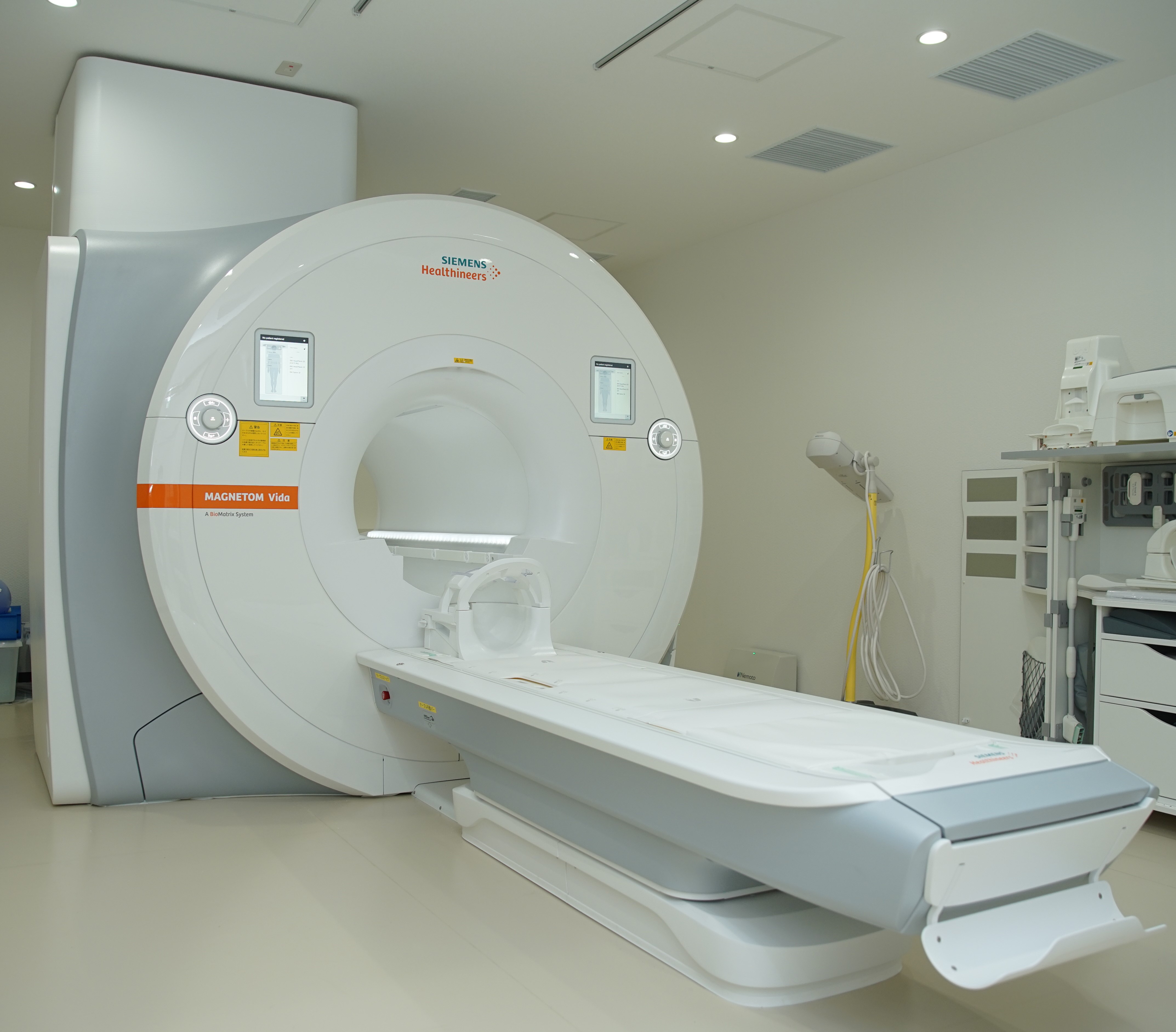 MRI装置画像